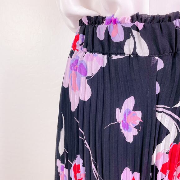 Calvin Klein Pleated Dark Floral Asymmetrical Midi Skirt Indie Whimsigoth S NWT - Picture 4 of 12